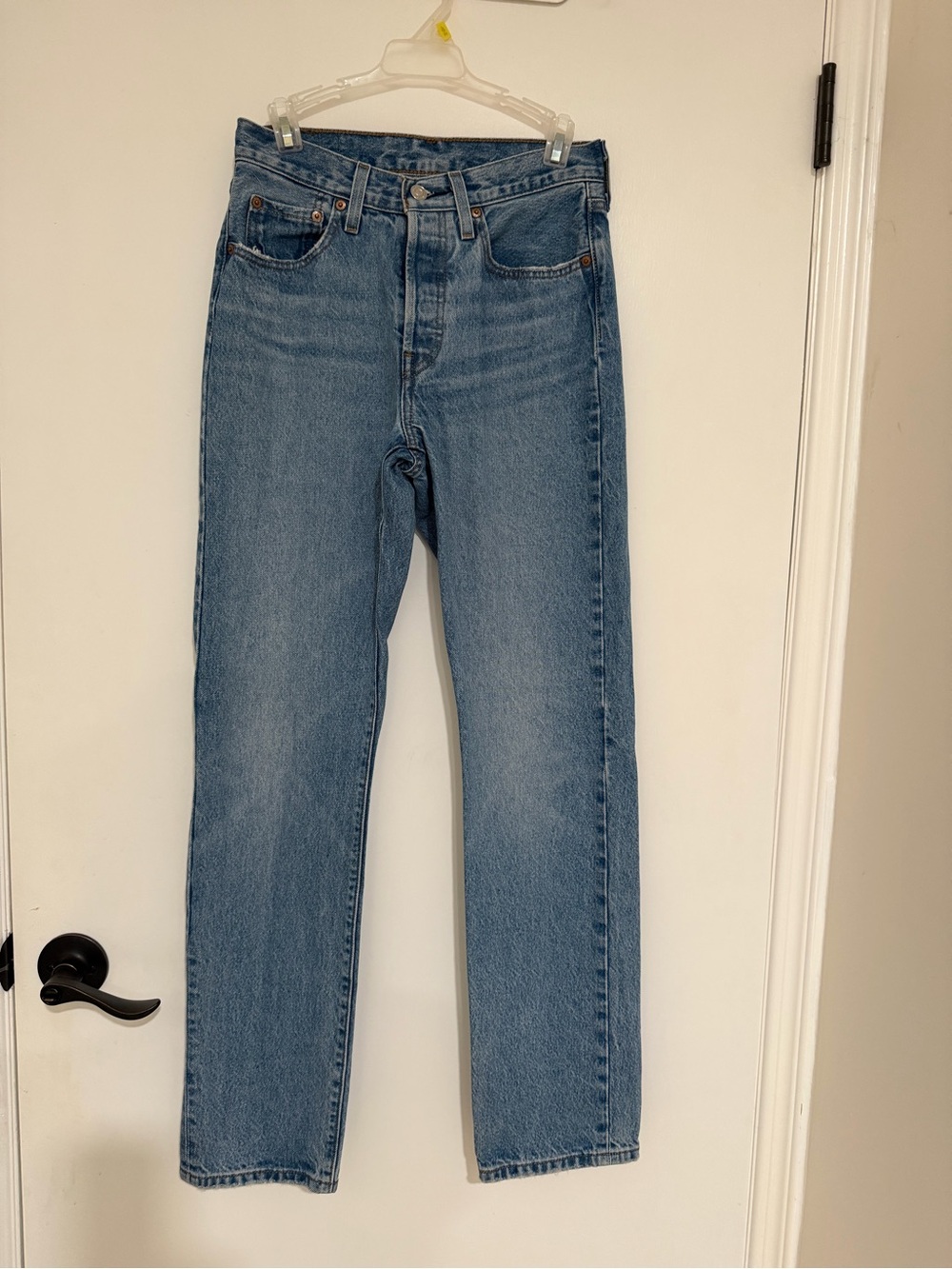 🔥🔥 Levi's Women's Straight-Leg Jeans size 26x32! 🔥🔥